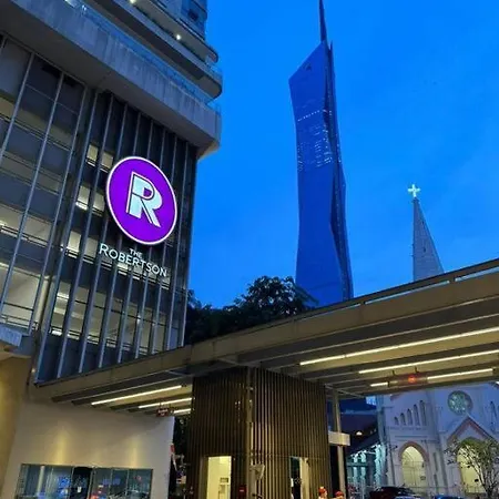 The Robertson Residence In Bukit Bintang